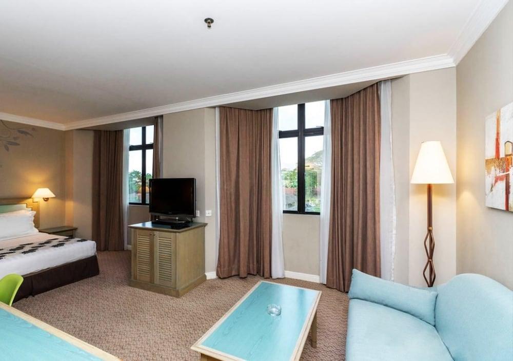 Regalodge Hotel & Spa Ипох Экстерьер фото